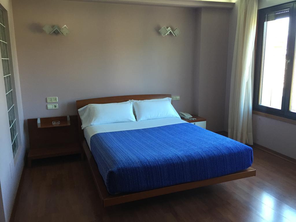 Motel Abalo Catoira Zimmer foto